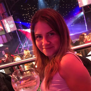 Meet your Posher, Desislava